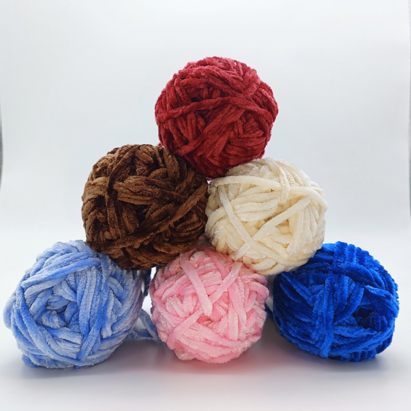 Custom Color Velvet 100% Polyester Chenille Yarn for Hand Knitting