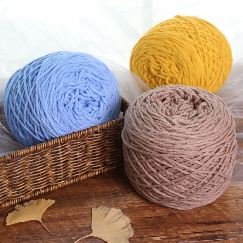 Tufted Carpet Yarn 8ply 100%Acrylic Soft Texture for Tufting and Tufting Gun