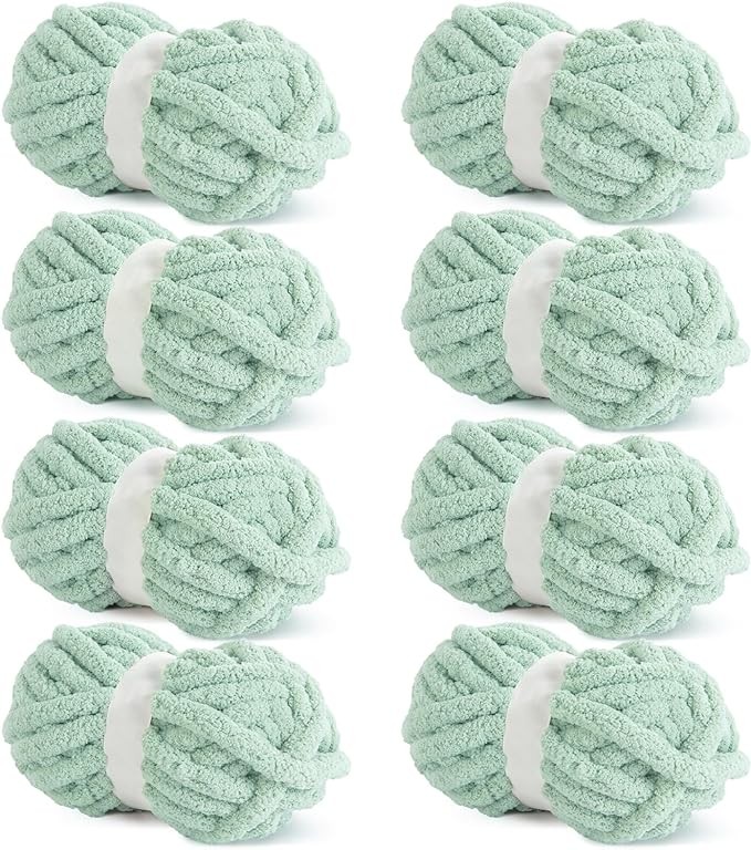 Factory Supply 100% Polyester Chenille Fancy Yarn Soft Fluffy Blanket Handmade Chunky Yarn 250 G