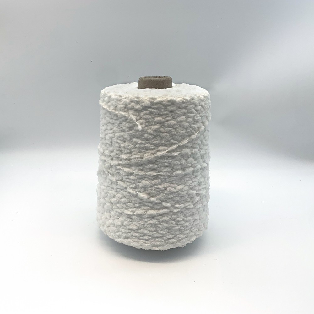 High-Strength 4.5N Toothbrush Fluff 100% Polyester Fancy Yarn for Crochet and Knitting