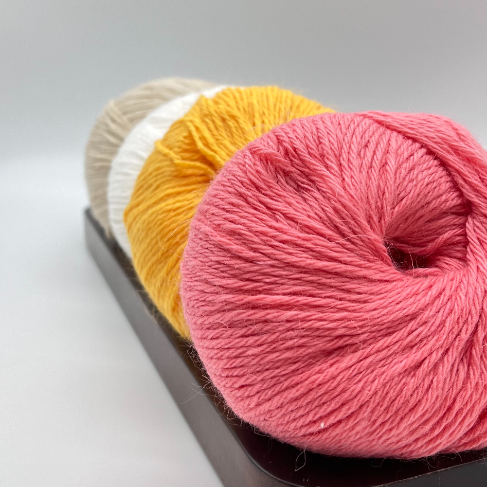 15%Angora Color Option Hot Sale in Russia  Knitting Yarn Mink Yarn for Sweater