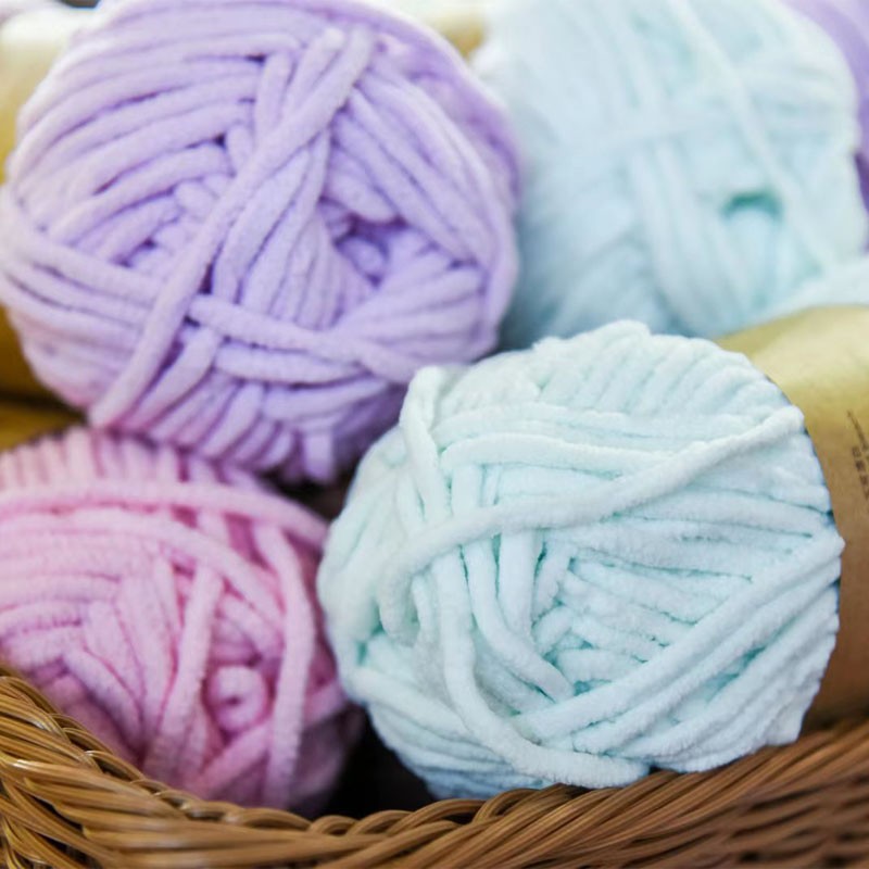 Super Soft Jumbo Thick Hand Knitting 100% Polyester Thick Chunky Chenille Yarn Wholesale