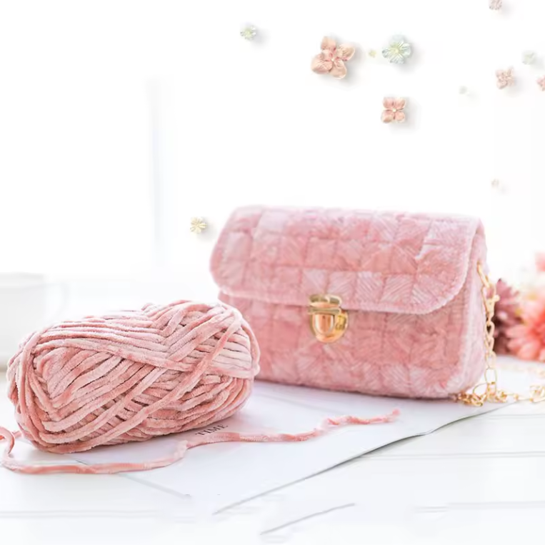 100g Hand-knitted Chenille Velvet Yarn 100% Polyester Slippery Hand Feel for Hand Knitting