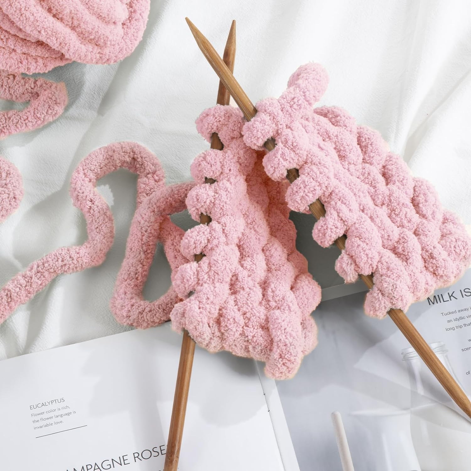 Knit Giant Soft Velvet Crochet Polyester Chunky Chenille Yarn for Crochet Blanket