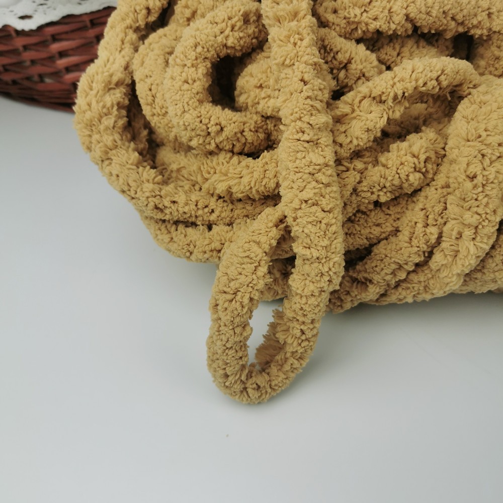 Multi-color Chunky 100% Polyester Giant Crochet Fancy Yarn Color Customized for Craft Diy