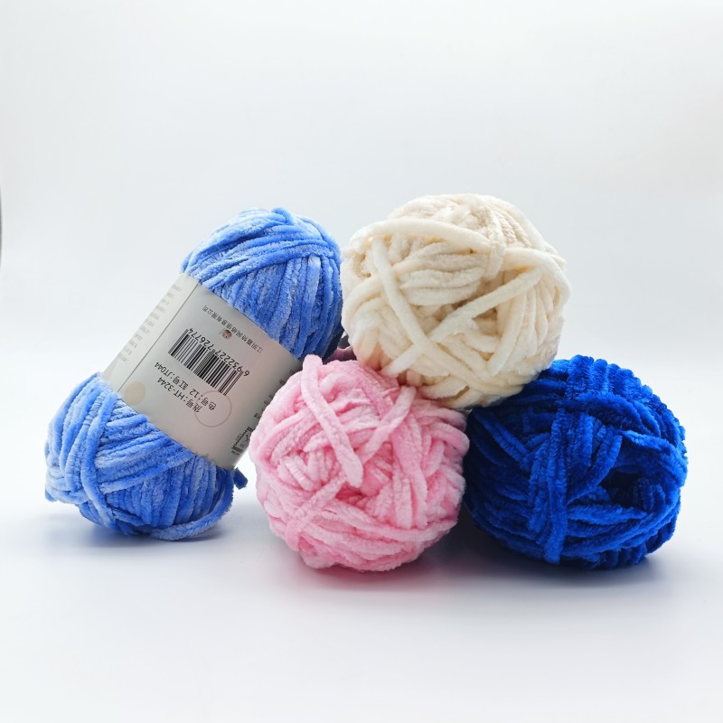 Fancy Yarn 100% Polyester Bulky Chenille Yarn for Knitting Sweater and Bags