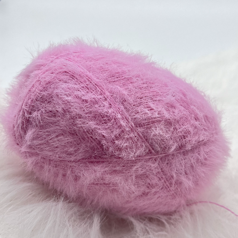 Hot Sale High Quality Imitate 1.3cm Mink Yarn Feather Yarn Knitting Yarn for Sweater